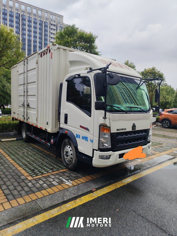 2022 SINOTRUK HOWO Light Duty Truck Dream Chaser 130 hp 4X2 4.2 m