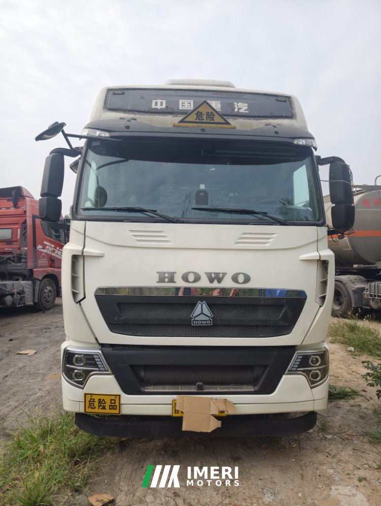 2018 13 m x2.5 m 3 tank semi-trailer