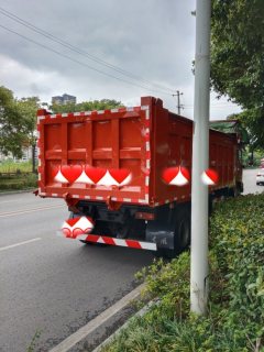 Dongfeng Tianjin VR 320 hp 8X4 6.2 m - фото 5