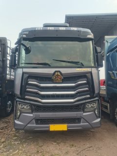 Sinotruk HOWO Max 290 hp 4X2 9.6 m - фото 2