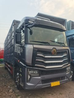 Sinotruk HOWO Max 290 hp 4X2 9.6 m - фото 3