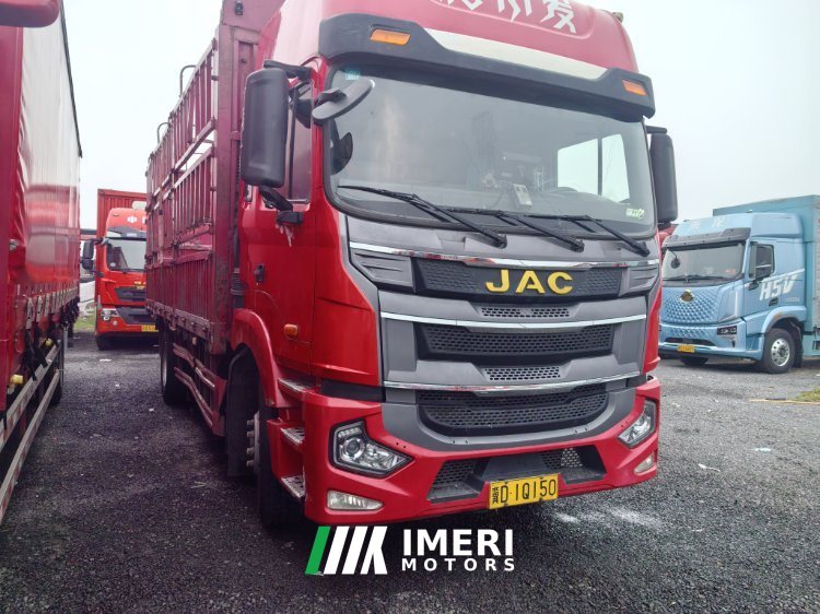JAC Gallop Gelfa A5 220 hp 4X2 6.77 m - грузовик из Китая