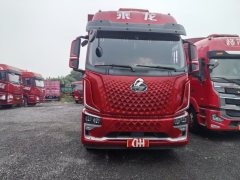 Dongfeng Liuzhou Chenglong H5V 300 hp 4X2 9.7 m - фото 2