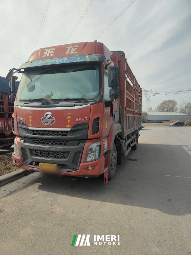 2022 Dongfeng Liuzhou Chenglong H5 245 hp 4X2 6.8 m