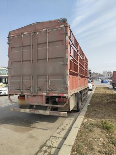 Dongfeng Liuzhou Chenglong H5 245 hp 4X2 6.8 m - фото 3