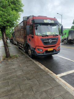 Dongfeng Tianjin KR 245 hp 4X2 6.75 m - фото 3