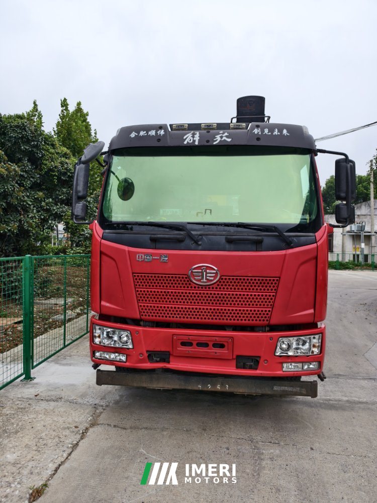 2021 FAW Jiefang J6L 180 hp 4X2 5.6 m