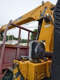 FAW Jiefang J6L 180 hp 4X2 5.6 m - фото 4