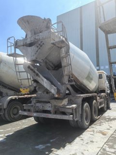 Sinotruk HOWO TX7 340 hp 8X4 - фото 3