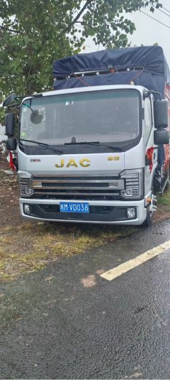 JAC Shuailing S7 180 hp 4X2 3.85 m - фото 1