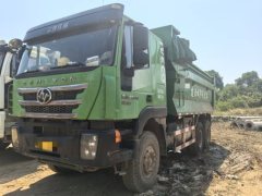 SAIC Hongyan Genlyon 350 hp 6X4 5.6 m - фото 1