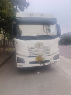 FAW Jiefang JH6 300 hp 4X2 9.6 m - фото 2