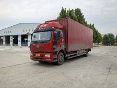 FAW Jiefang J6L 220 hp 4X2 8.7 m - фото 1