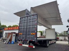 Sinotruk HOWO TS7 290 hp 4X2 9.6 m - фото 4