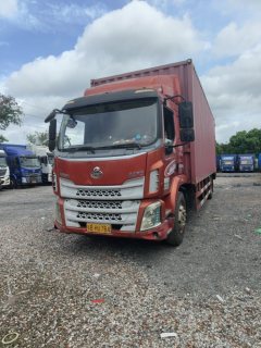 Dongfeng Liuzhou Chenglong M3 185 hp 4X2 8.3 m - фото 2