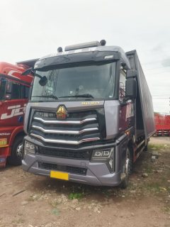 Sinotruk HOWO Max 290 hp 4X2 9.6 m - фото 1