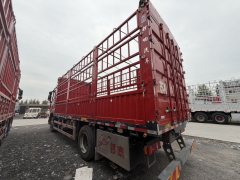 Sinotruk HOWO Max 290 hp 4X2 6.75 m - фото 5