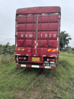 Dongfeng Liuzhou Chenglong H5 300 hp 4X2 6.8 m - фото 8