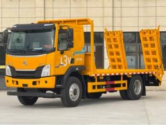Dongfeng Liuzhou Chenglong L3 240 hp 4X2 4.8 m - фото 1