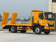 Dongfeng Liuzhou Chenglong L3 240 hp 4X2 4.8 m - фото 3
