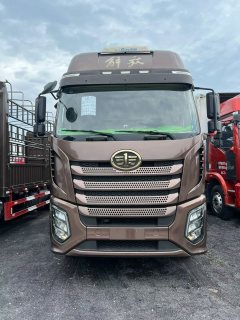 FAW Jiefang J6G 280 hp 4X2 6.75 m - фото 3
