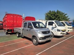 Foton V2 122 hp 4X2 2.55 m - фото 2
