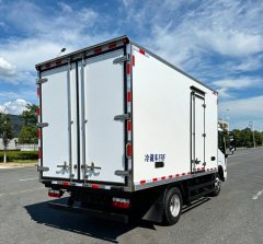 Dongfeng Duolika Dollicar D6 195 hp 4X2 4.1 m - фото 6