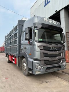 JAC Gallop GAC Higer K5 270 hp 4X2 6.8 m - фото 2