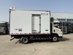 SINOTRUK HOWO Light Duty Truck Commander 170 hp 4X2 4.08 m - фото 7