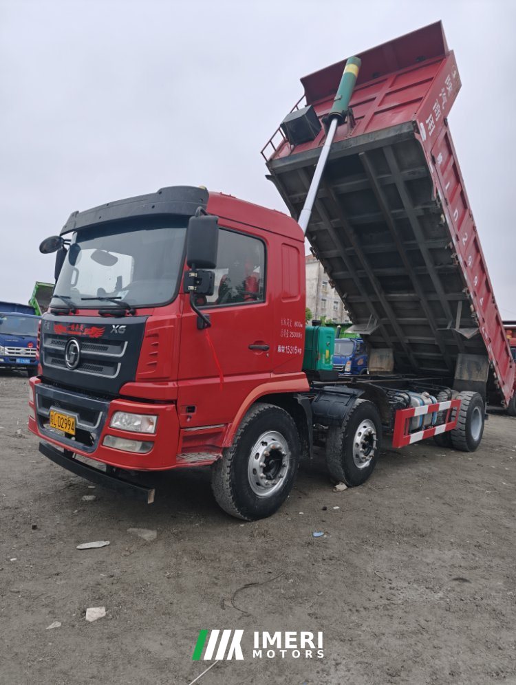 2020 Shacman X6 220 hp 6X2 6.5 m