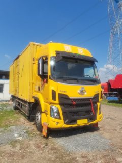 Dongfeng Liuzhou Chenglong H5 220 hp 4X2 7.8 m - фото 3