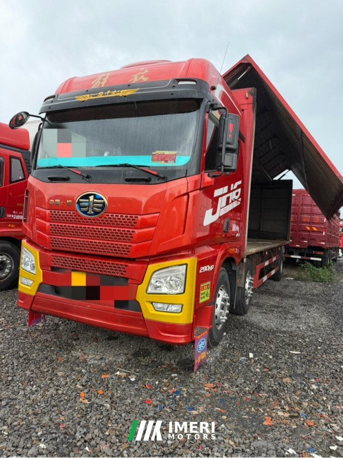 2020 FAW Jiefang JH6 290 hp 6X2 9.5 m