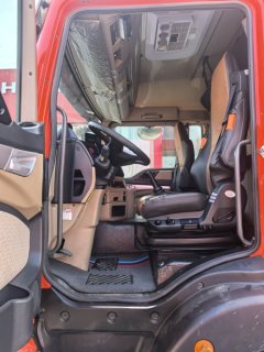 Sinotruk HOWO TX7 280 hp 4X2 9.8 m - фото 7