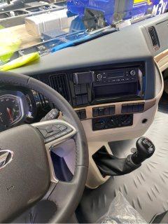 Dongfeng Liuzhou Chenglong H5 320 hp 6X2 9.7 m - фото 9