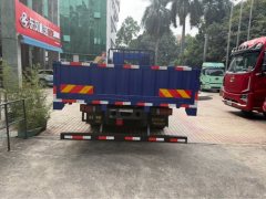 Dongfeng Liuzhou Chenglong M3V 240 hp 4X2 6.8 m - фото 4