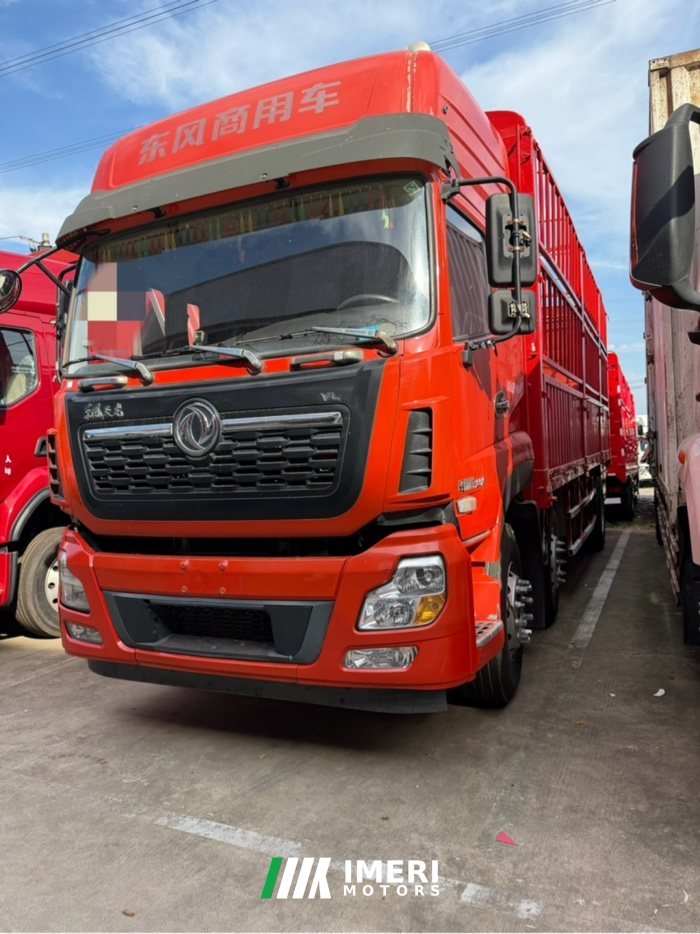 2020 Dongfeng Tianlong 292 hp 6X2 7.7 m