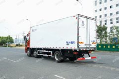 FAW Jiefang J6G 320 hp 6X2 7.8 m - фото 4