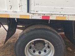 Sinotruk HOWO Max 330 hp 4X2 9.6 m - фото 8