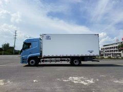 Foton Auman Galaxy 3 350 hp 4X2 6.8 m - фото 6