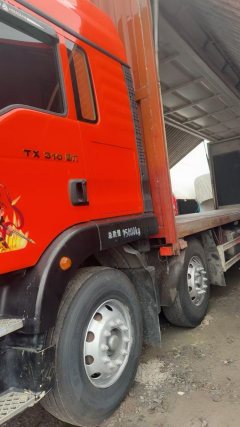Sinotruk HOWO TX7 310 hp 6X2 9.52 m - фото 2