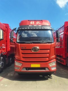 FAW Jiefang J6L 260 hp 4X2 6.8 m - фото 2
