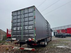 Sinotruk HOWO Max 290 hp 4X2 9.6 m - фото 6