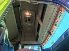 FAW Jiefang J7 564 hp 6X4 - фото 7