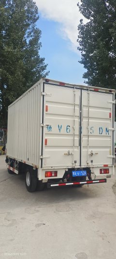 SINOTRUK HOWO Light Duty Truck Dream Chaser 140 hp 4X2 4.15 m - фото 5