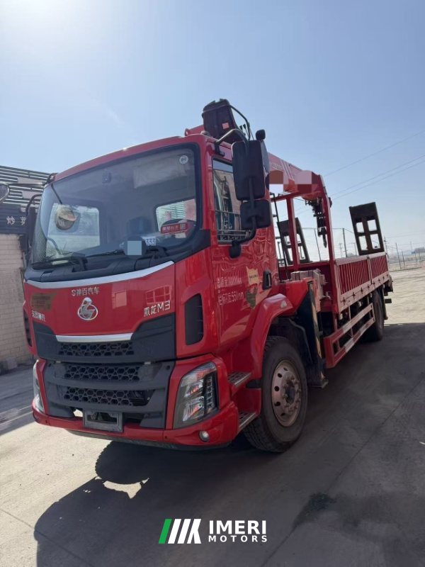Dongfeng Liuzhou Chenglong M3 200 hp 4X2 5.4 m - грузовик из Китая