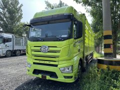 FAW Jiefang J7 560 hp 8X4 9.4 m - фото 1