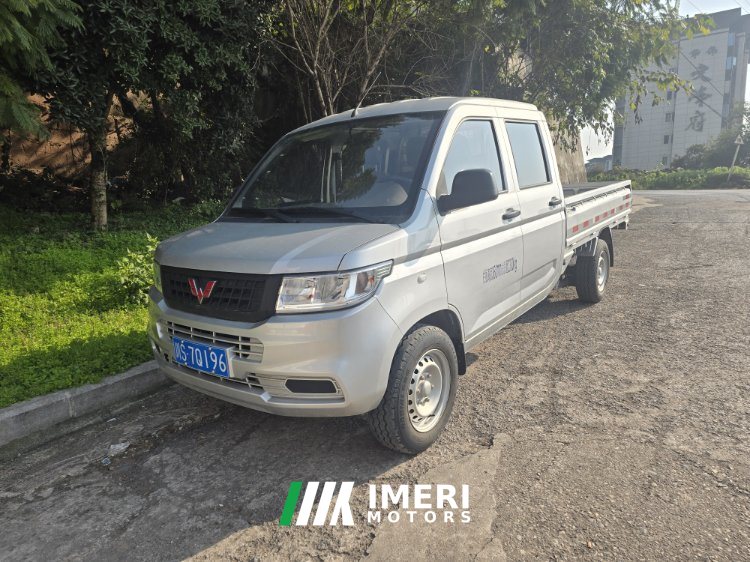 2025 Wuling Rongguang New Cabin 99 hp 4X2 2.45 m