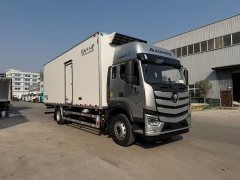 Foton Auman 330 hp 4X2 6.8 m - фото 4