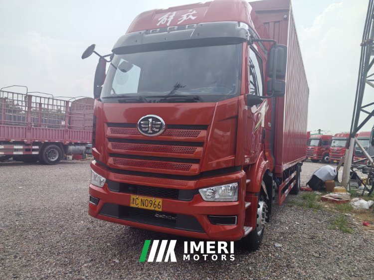 FAW Jiefang J6L 260 hp 4X2 7.8 m - грузовик из Китая