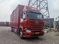 FAW Jiefang J6L 260 hp 4X2 7.8 m - фото 3